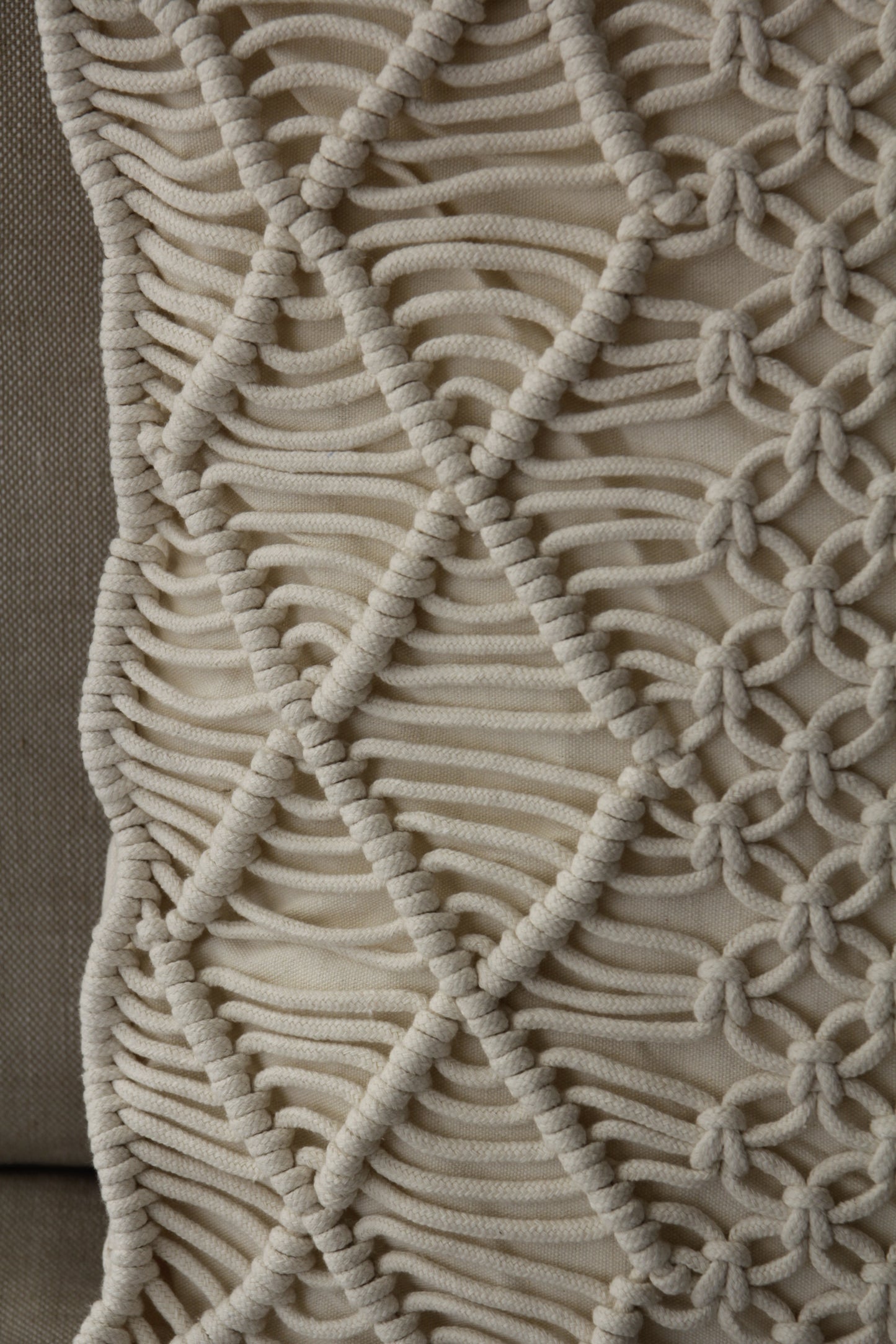 almohadon macrame