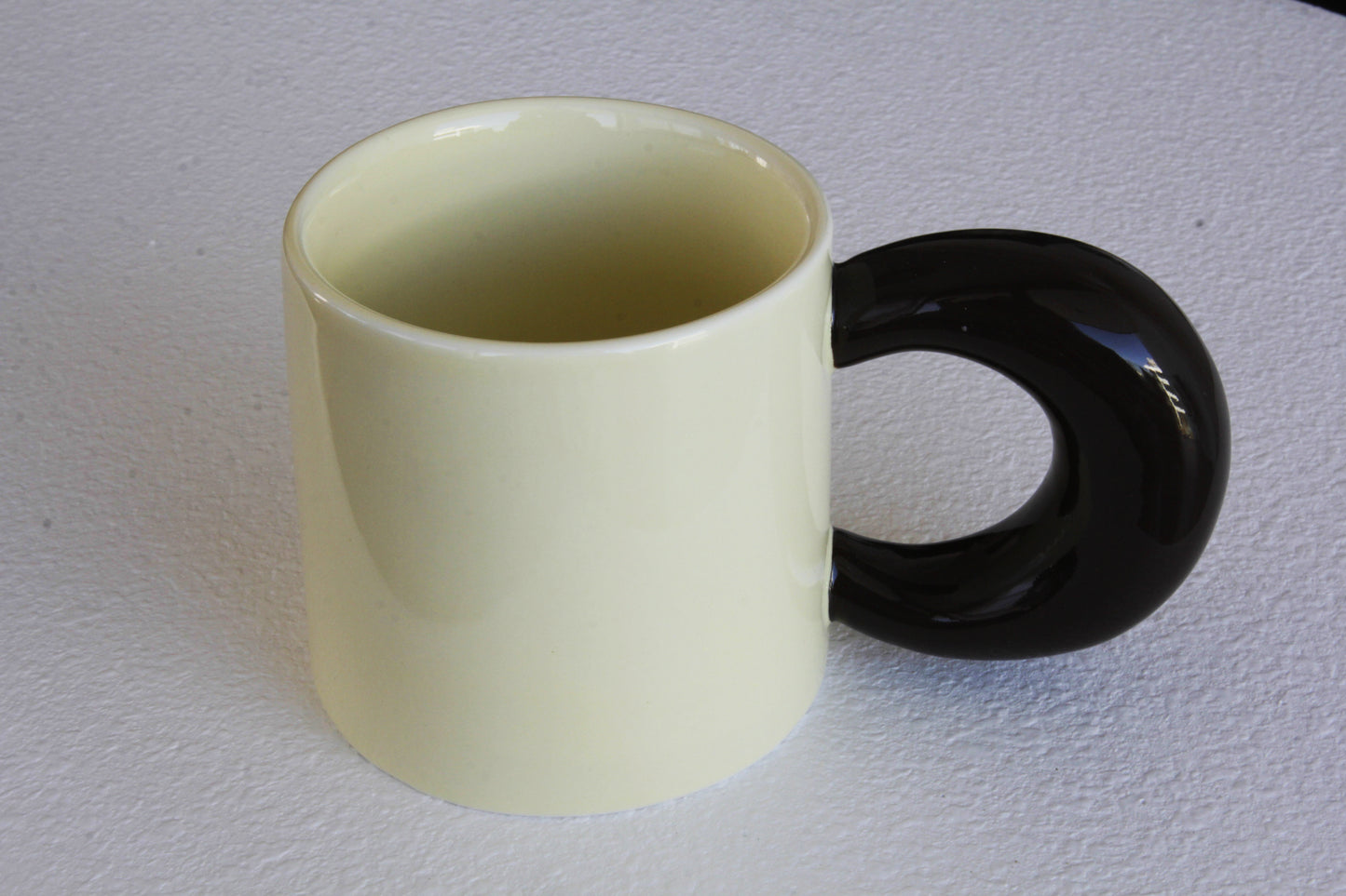 taza bootsy beige + marrón