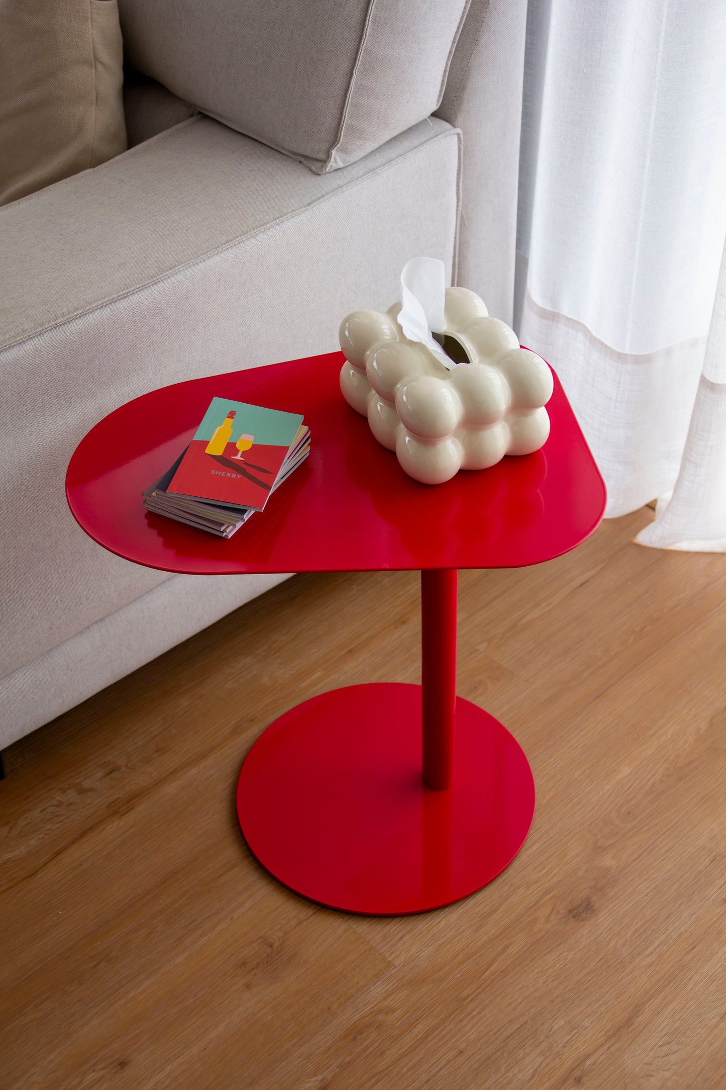 mesa lateral roja