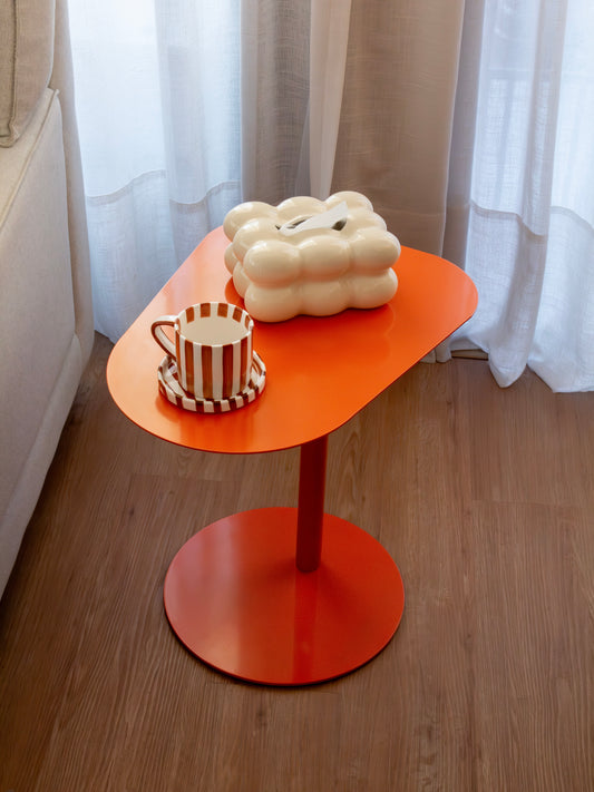 mesa lateral naranja